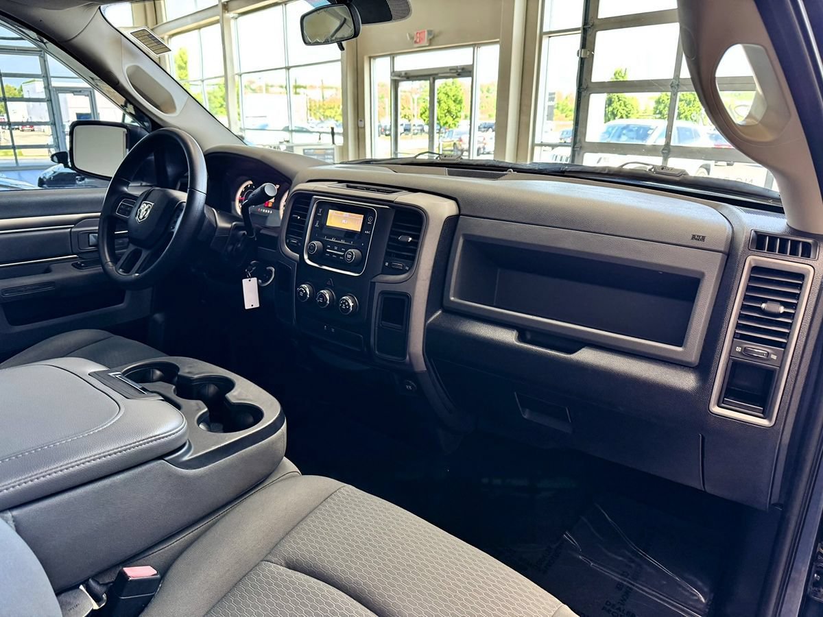 Used 2013 RAM 1500 Express RWD image 16