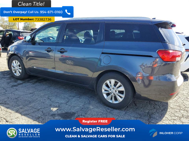 Used 2016 Kia Sedona LX w/ Option Group 020 FWD image 3