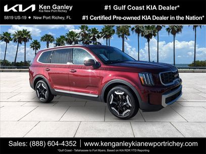 Used 2024 Kia Telluride S w/ S Sunroof Package