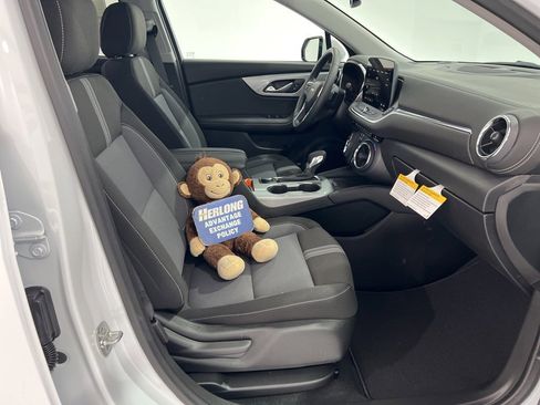 New 2026 Chevrolet Blazer LT w/ LPO, Black Sport Package image 24