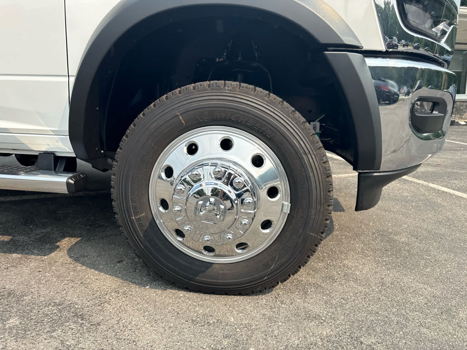 New 2026 RAM 5500 Tradesman w/ Chrome Appearance Group AWD/4WD image 6