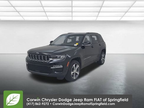 Certified 2023 Jeep Grand Cherokee Limited image 6