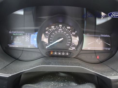 Used 2019 Ford Edge Titanium w/ Equipment Group 301A image 26