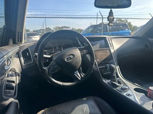 Used 2015 INFINITI Q50 Premium w/ Navigation Package RWD image 13