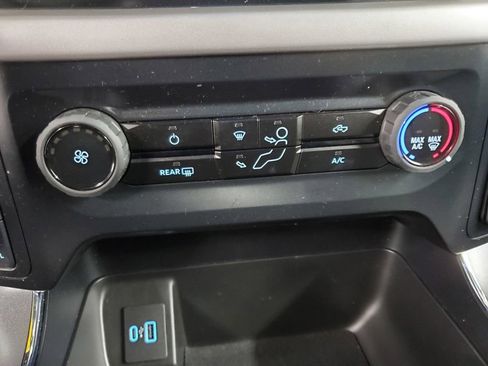 Used 2023 Ford F150 XLT w/ Trailer Tow Package image 18