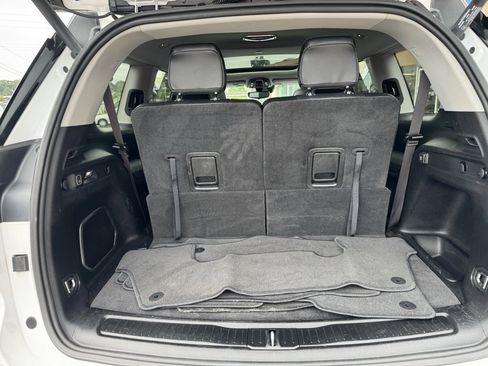 Used 2022 Jeep Grand Cherokee L Limited image 9