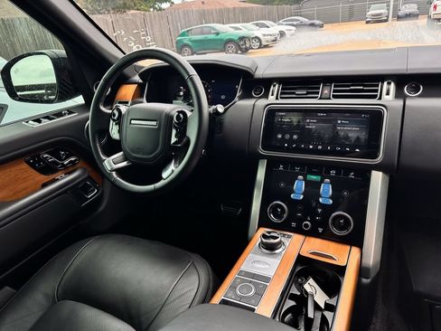 Used 2022 Land Rover Range Rover P525 Westminster Edition AWD/4WD image 10