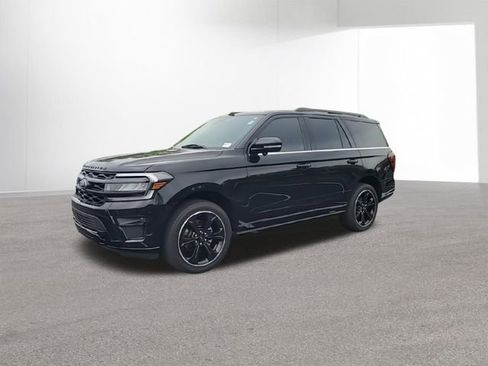 Used 2023 Ford Expedition Limited AWD/4WD image 5