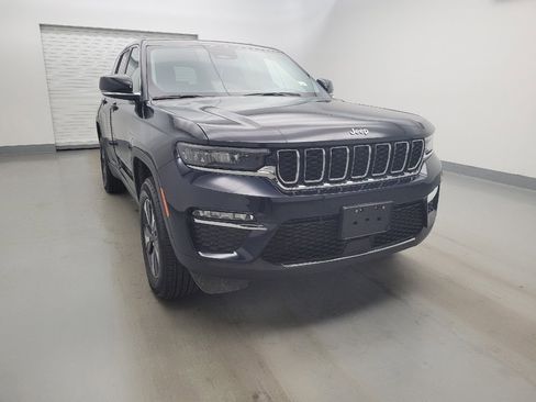 Used 2023 Jeep Grand Cherokee 4WD 4xe image 14