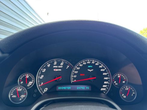 Used 2009 Chevrolet Corvette Z06 w/ Preferred Equipment Group RWD image 35