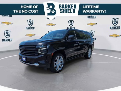 Used 2023 Chevrolet Suburban High Country AWD/4WD image 4