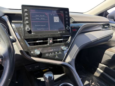 Used 2024 Toyota Camry XSE FWD image 12