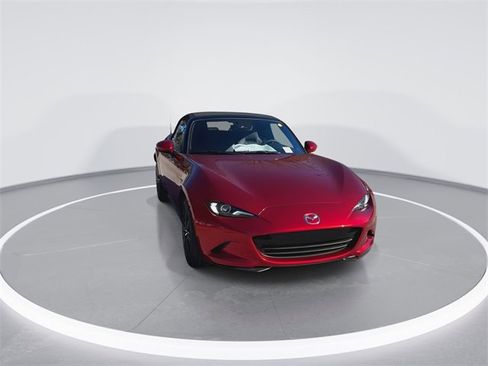 New 2025 MAZDA MX-5 Miata Grand Touring image 2