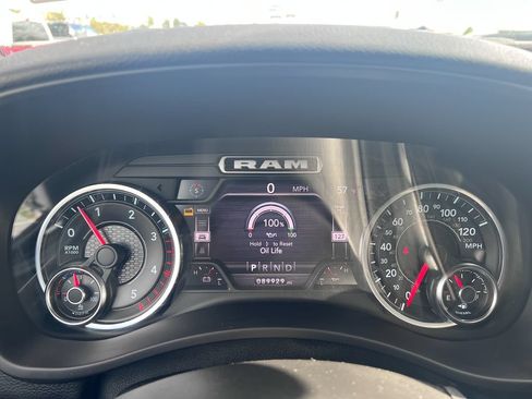 Used 2022 RAM 2500 Big Horn w/ Level C Equiment Group AWD/4WD image 26
