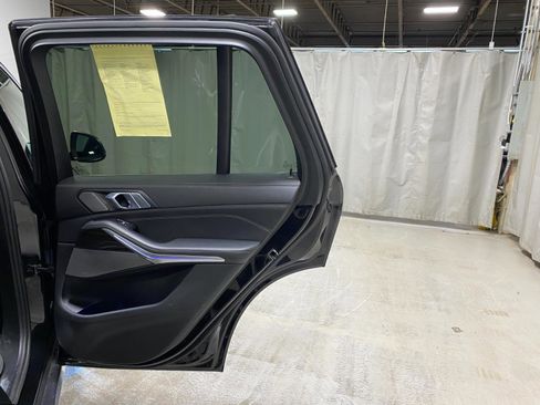 Used 2024 BMW X5 xDrive40i w/ Premium Package AWD/4WD image 24