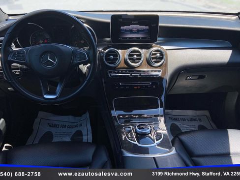 Used 2019 Mercedes-Benz GLC 300 4MATIC image 15