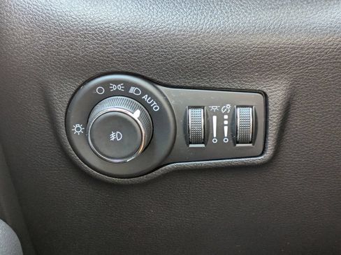 Used 2022 Jeep Compass High Altitude AWD/4WD image 27