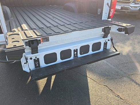 Used 2024 GMC Sierra 3500 SLE w/ SLE Value Package image 60