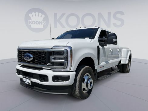 New 2026 Ford F350 Platinum image 1