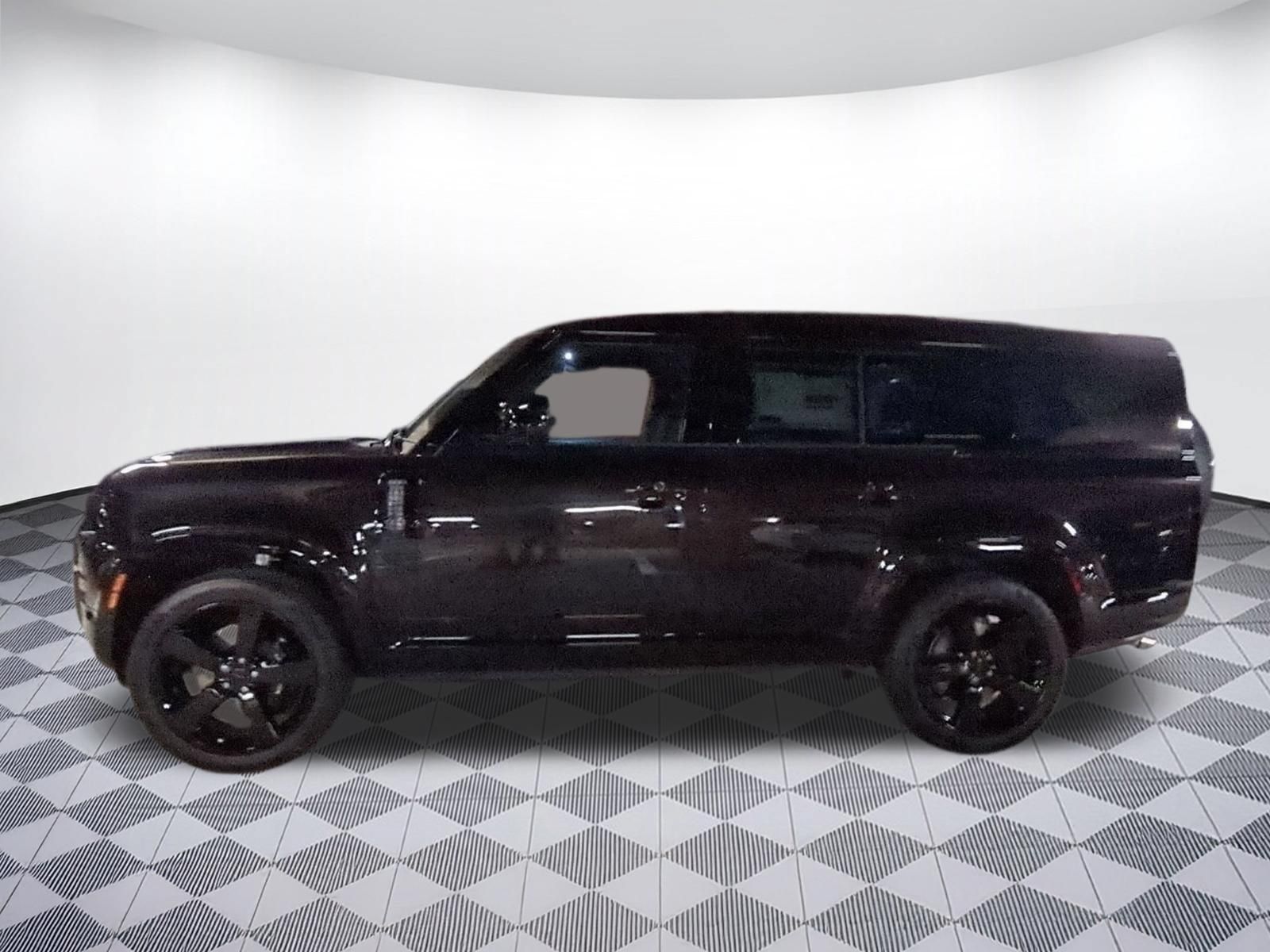 New 2026 Land Rover Defender 130 V8 AWD/4WD image 2