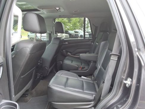 Used 2018 Chevrolet Tahoe LT RWD image 19