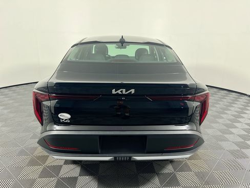 New 2026 Kia K4 LX FWD image 3