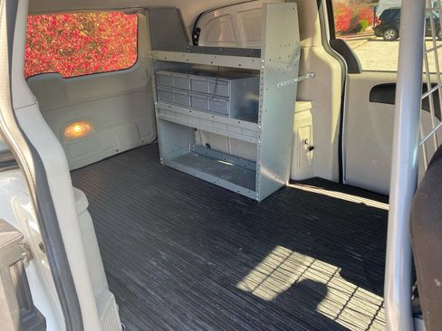 Used 2015 RAM C/V Tradesman w/ UConnect Hands-Free Group image 8