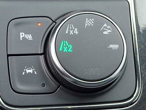 Used 2024 Chevrolet Blazer RS w/ Driver Confidence II Package image 26