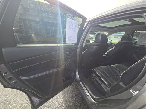 Used 2023 Acura MDX SH-AWD w/ Advance Package image 10