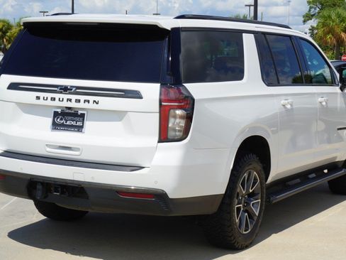 Used 2022 Chevrolet Suburban Z71 w/ Off-Road Capability Package AWD/4WD image 6