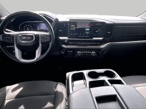 Used 2024 GMC Sierra 1500 Elevation RWD image 15