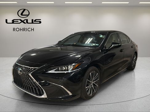 Used 2023 Lexus ES 300h w/ Premium Package FWD image 1