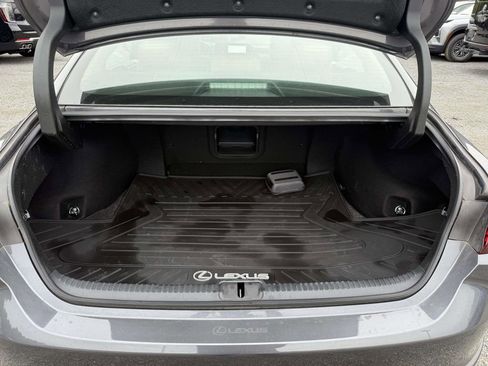 Used 2024 Lexus ES 250 w/ Premium Package image 27