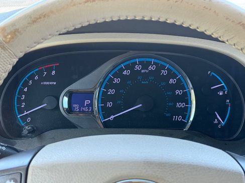 Used 2012 Toyota Sienna XLE AWD/4WD image 9