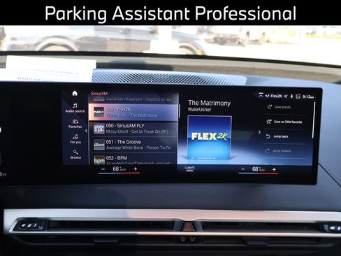Certified 2023 BMW iX xDrive50 w/ Premium Package AWD/4WD image 25
