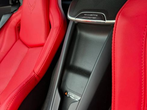 Used 2025 Chevrolet Corvette Z06 image 35