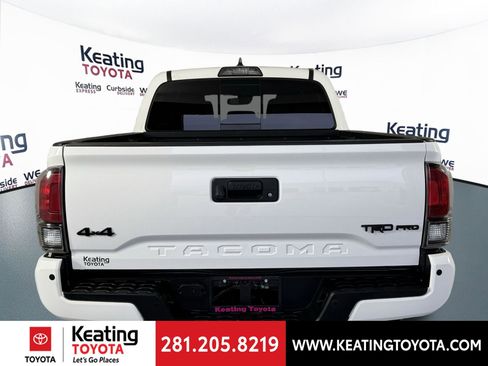Used 2019 Toyota Tacoma TRD Pro AWD/4WD image 6