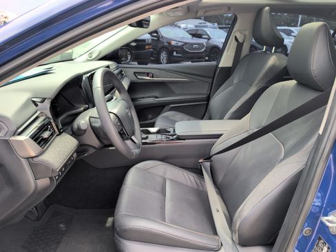 Used 2025 Toyota Camry XLE w/ Premium Package FWD image 14