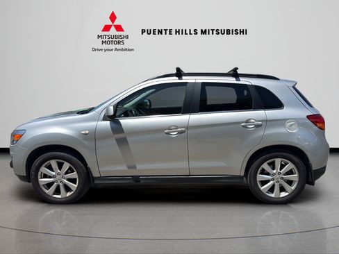 Used 2013 Mitsubishi Outlander Sport SE FWD image 8