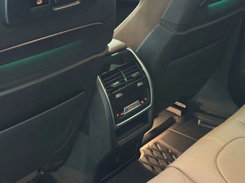 Used 2023 BMW X6 M50i w/ Executive Package image 38