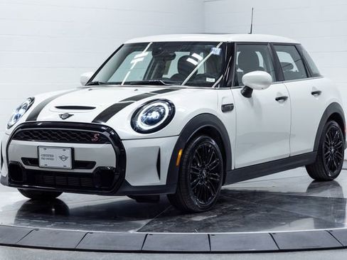 Used 2024 MINI Cooper S image 6