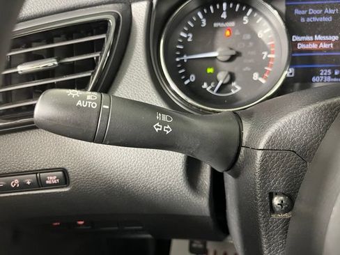 Used 2021 Nissan Rogue Sport S FWD image 22