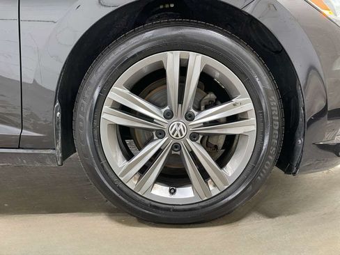 Used 2020 Volkswagen Jetta R-Line FWD image 7