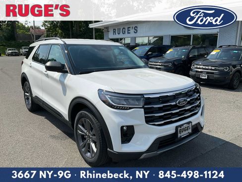 New 2026 Ford Explorer Active w/ Active Comfort Package AWD/4WD image 1