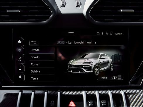 Used 2021 Lamborghini Urus AWD/4WD image 75