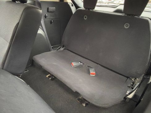 Used 2013 Mitsubishi Outlander SE image 38