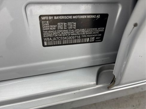 Used 2019 BMW 530i xDrive w/ Convenience Package image 30