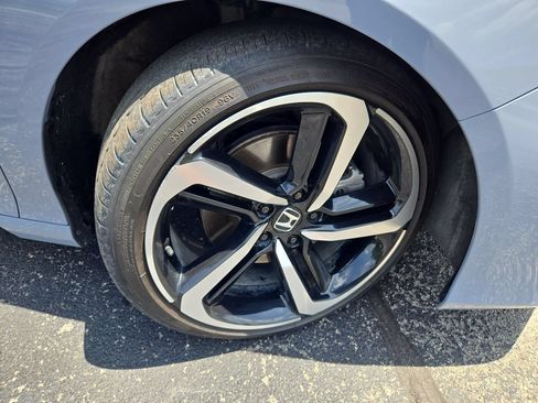 Used 2022 Honda Accord Sport image 12