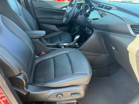 Used 2023 Buick Encore GX Essence w/ Experience Buick Package FWD image 28