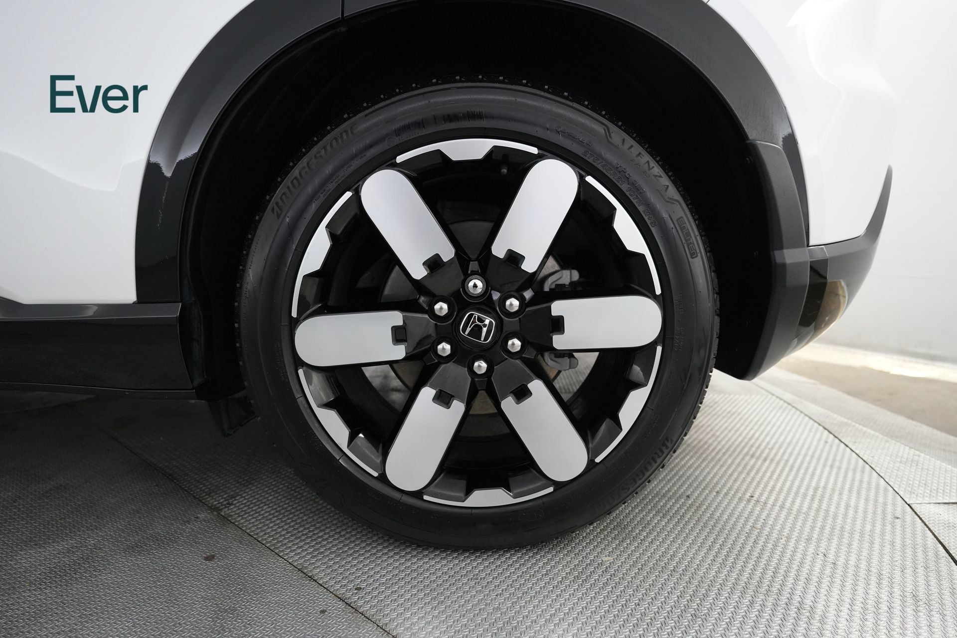 Used 2024 Honda Prologue Elite image 9
